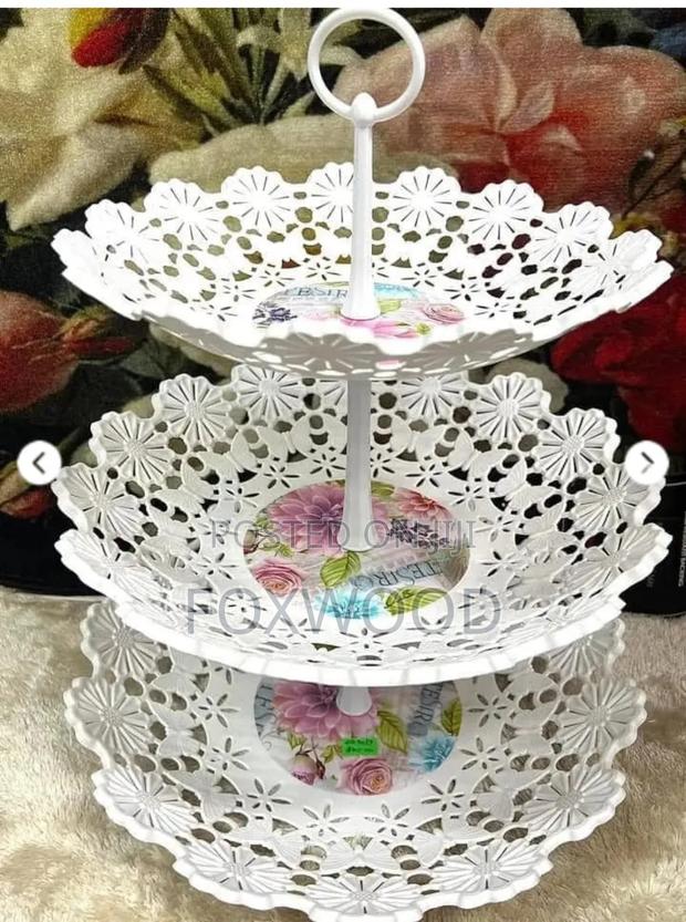 Plastic Round Cake Stand Layer. - thumbnail 5
