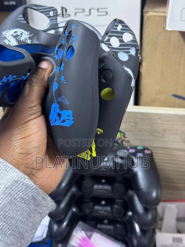 Playstation4 Controller Skin - main view