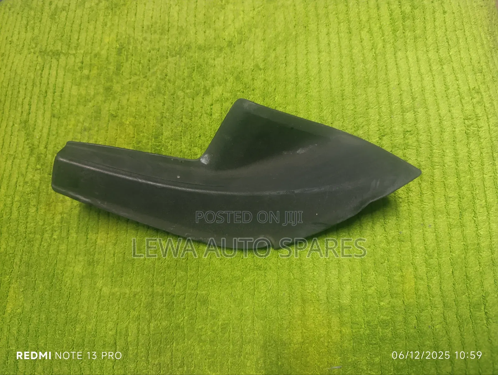 Windscreen Finisher For Toyota Noah