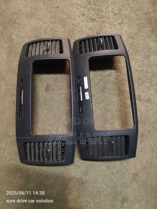 Premio 240 Radio Face With Vent Hazard