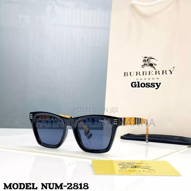 Most Classic Sunglass - main view