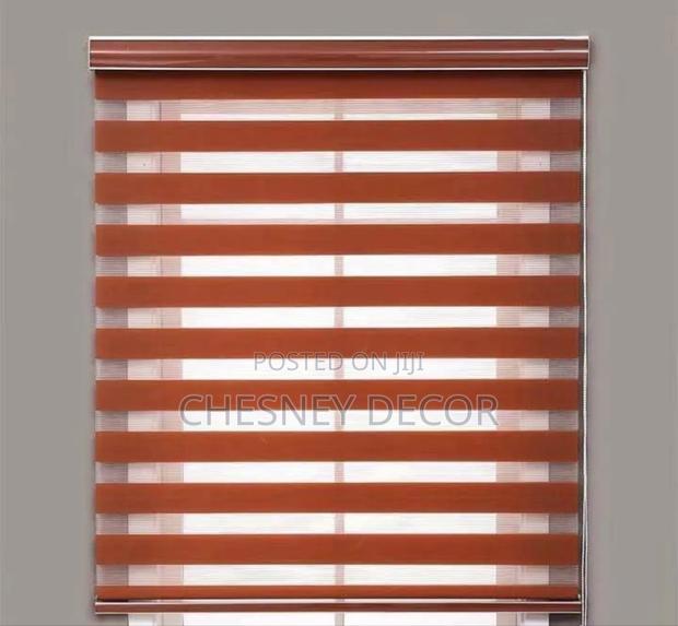 Modern Horizontal Blinds - main view