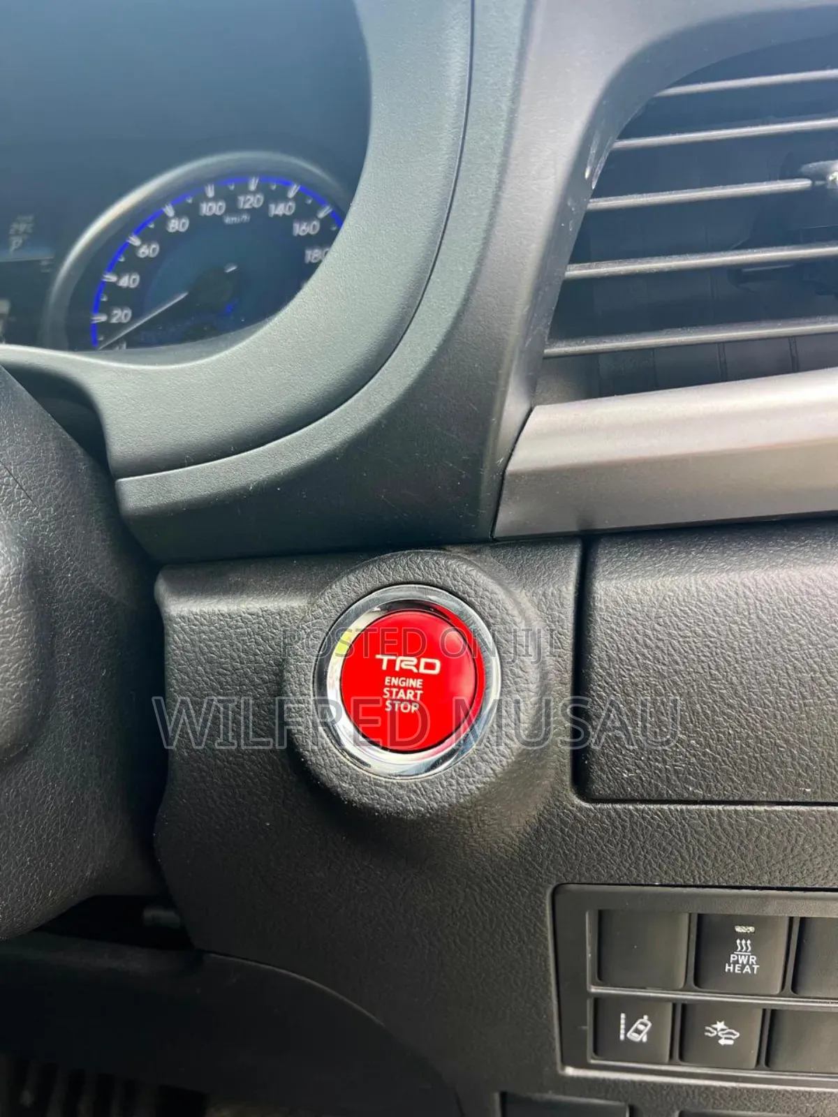 Toyota Hilux 2.4 Diesel 2020 White