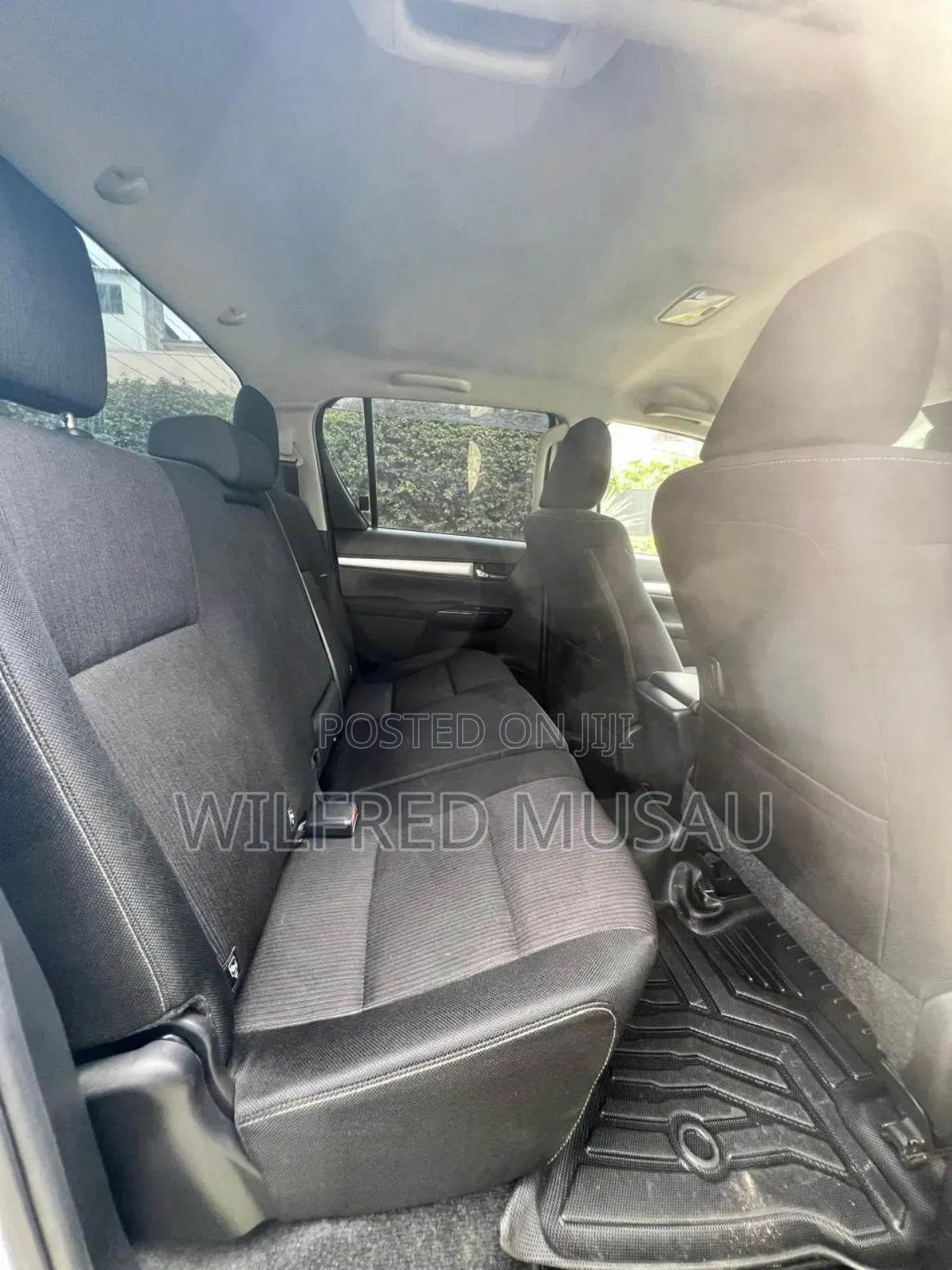 Toyota Hilux 2.4 Diesel 2020 White
