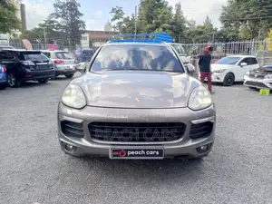 Porsche Cayenne S 4dr SUV AWD (3.6L 6cyl Turbo 8A) 2015 Gray