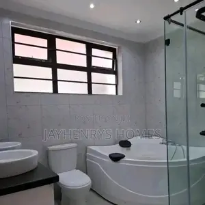 4bdrm House in Membley Estate for sale