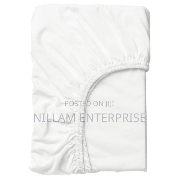 *White Fitted Stripped Bedsheets - thumbnail 2