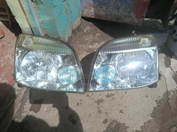 X-Trail Nt30 Non Zenon Headlights