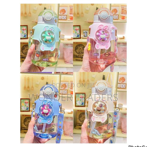 900mls Kids Sippy Cup With Pop Design Perfect for Kids