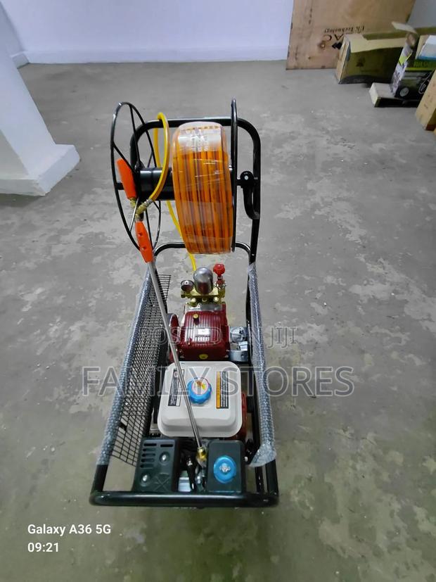 Petrol Powered Gasoline Powersprayer With 50m Delivery Hose - thumbnail 3