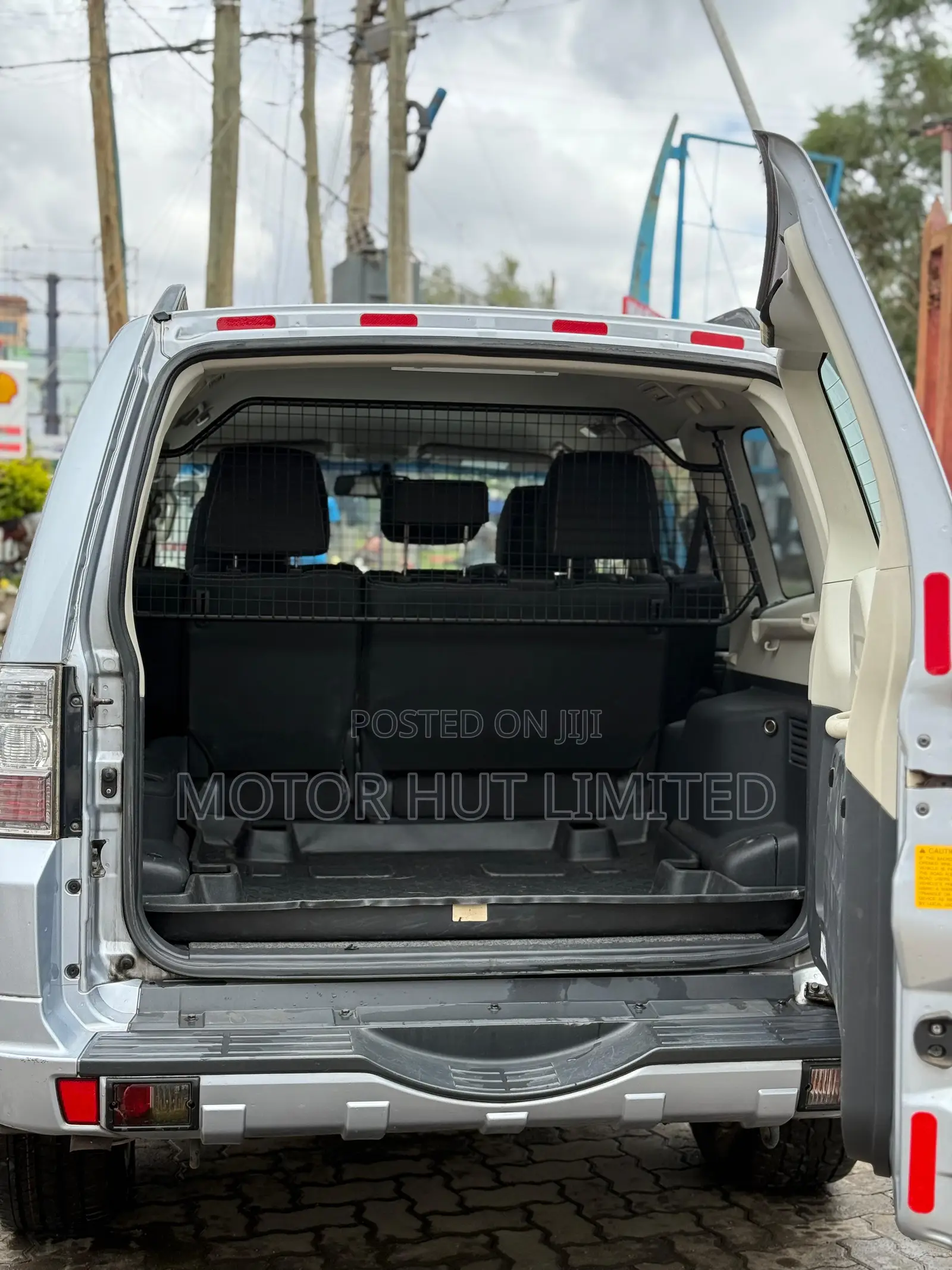 Mitsubishi Shogun 2017 Silver