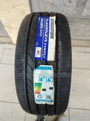 245/40r19 Bridgestone Tyres Brand New Made in Japan