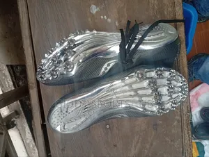 Running Shoes (Mtumba)