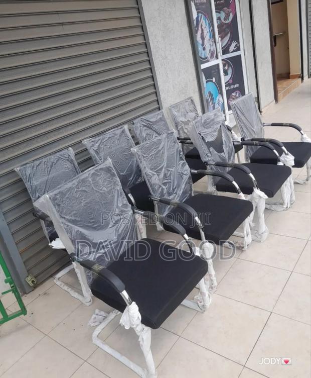 Secretarial Seat