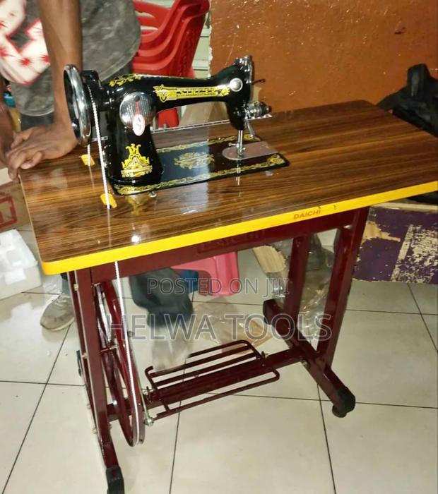 Singer Sewing Machine With Imported Stand - main view