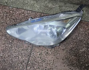 Toyota Aqua Headlight Non Xenon 2015 Model
