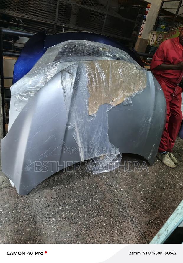 Honda Vezel Bonnet Silver