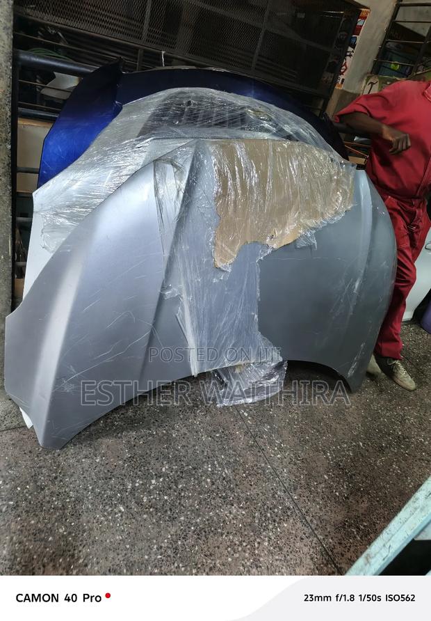 Honda Vezel Bonnet Silver - thumbnail 2