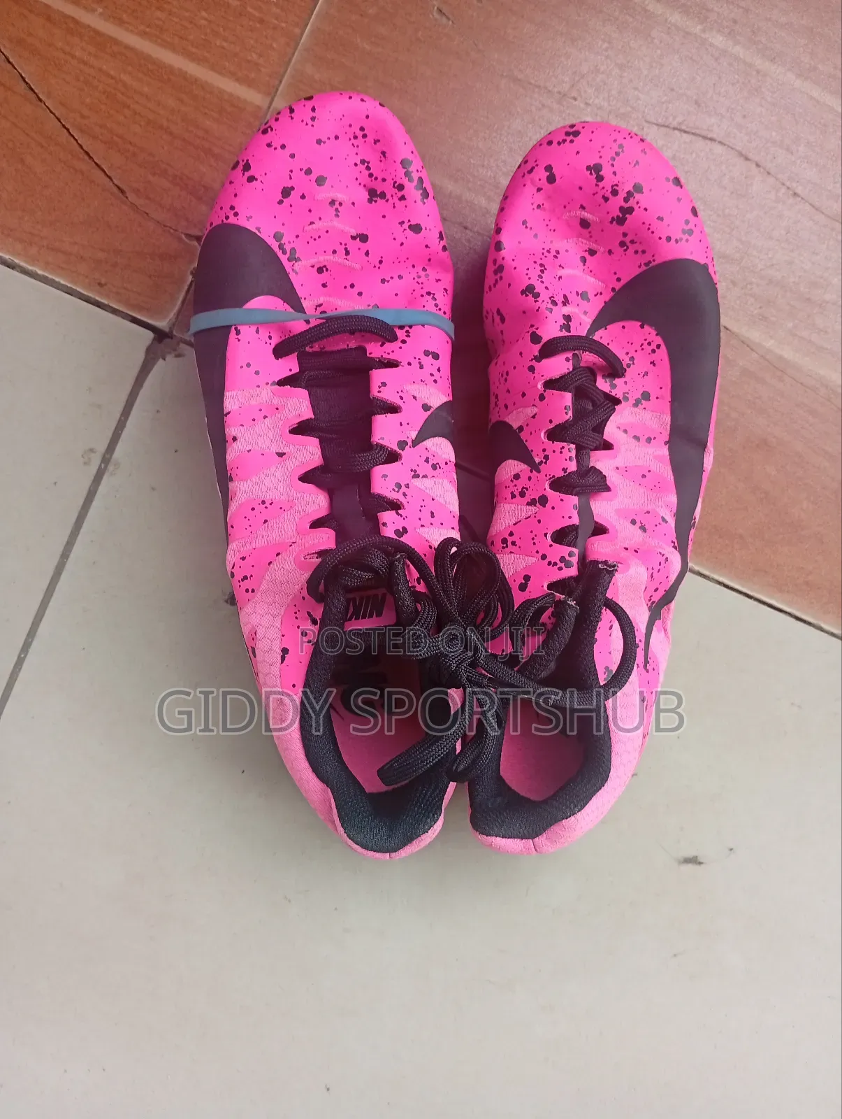 Shoes for Running [Sprinters]Mtumba