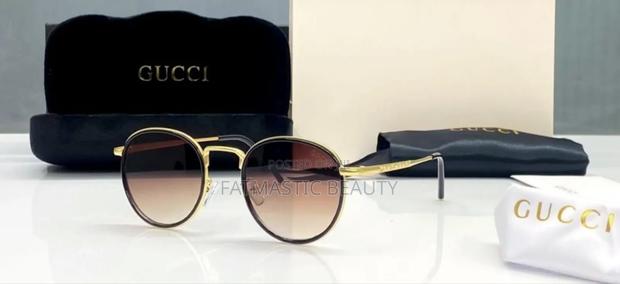 Round Sunglasses - main view