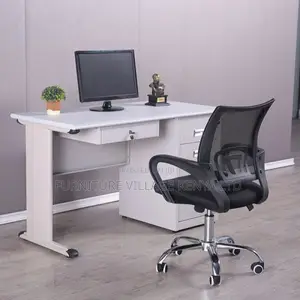 Office Chair: Upholstery Low Mesh Backrest Castor Wheel Seat