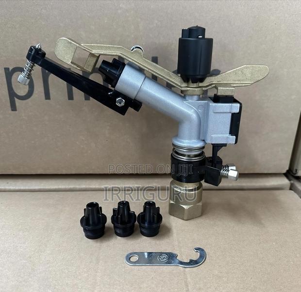 Rotating Sprinkler Head - main view