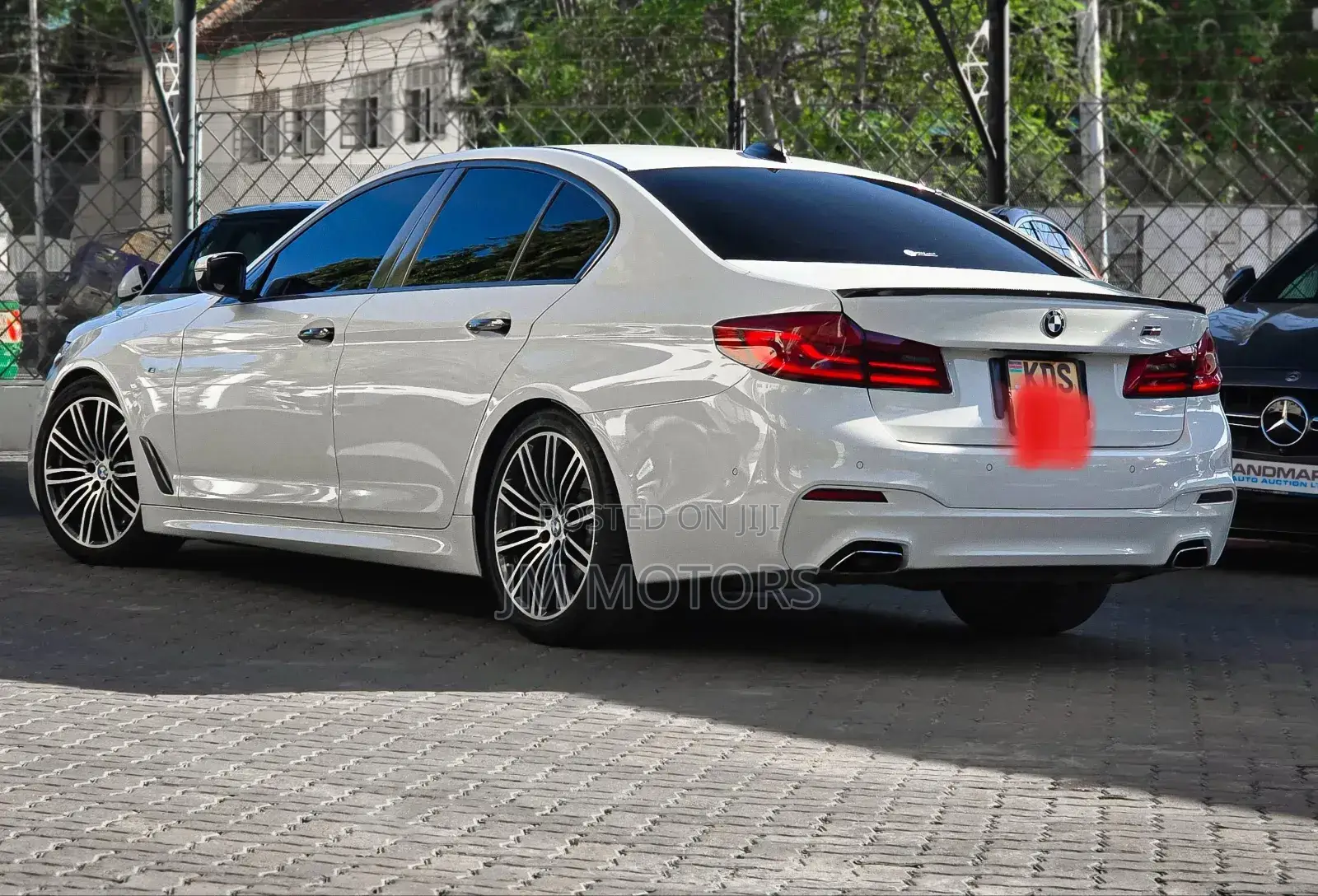 BMW 523i 2018 White