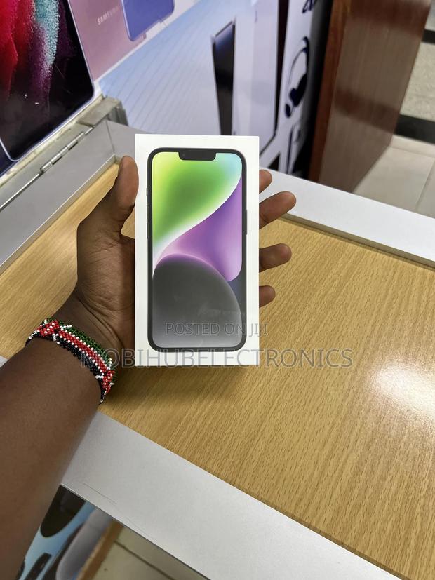 New Apple iPhone 14 128 GB Black - main view