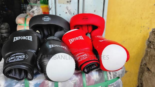 Boxing Gear Gloves/ Headgear
