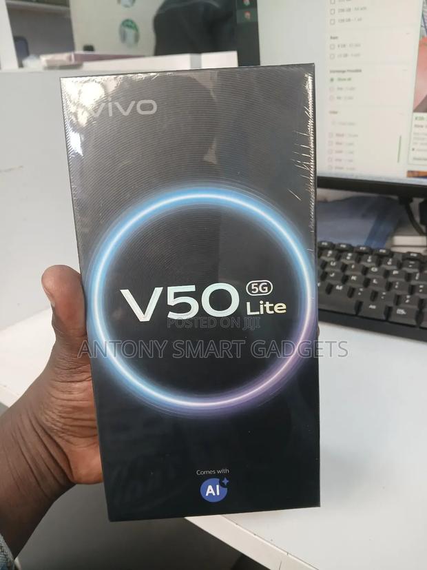 New Vivo V50 Lite 5G 256 GB Blue