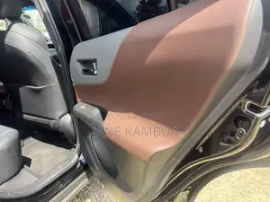 Toyota Harrier 2.0 2020 Matt Black