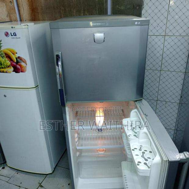 Grey Ex Uk Fridge - thumbnail 3