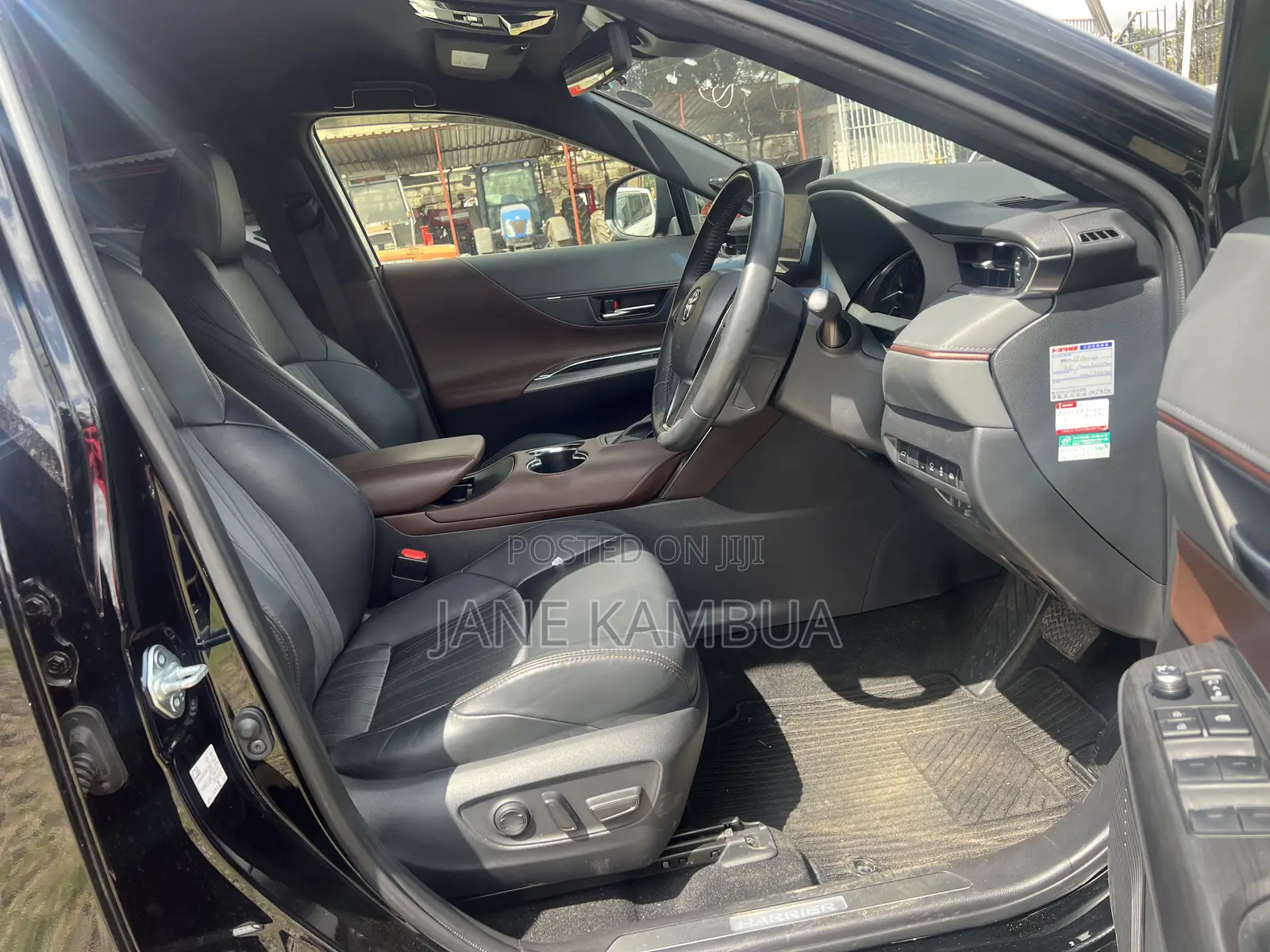Toyota Harrier 2.0 2020 Matt Black