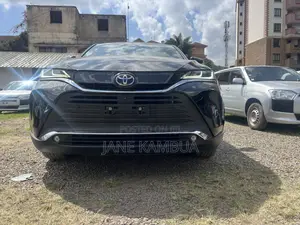 Toyota Harrier 2.0 2020 Matt Black