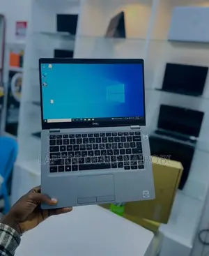 Laptop Dell Latitude 5310 8GB Intel Core I5 SSD 256GB