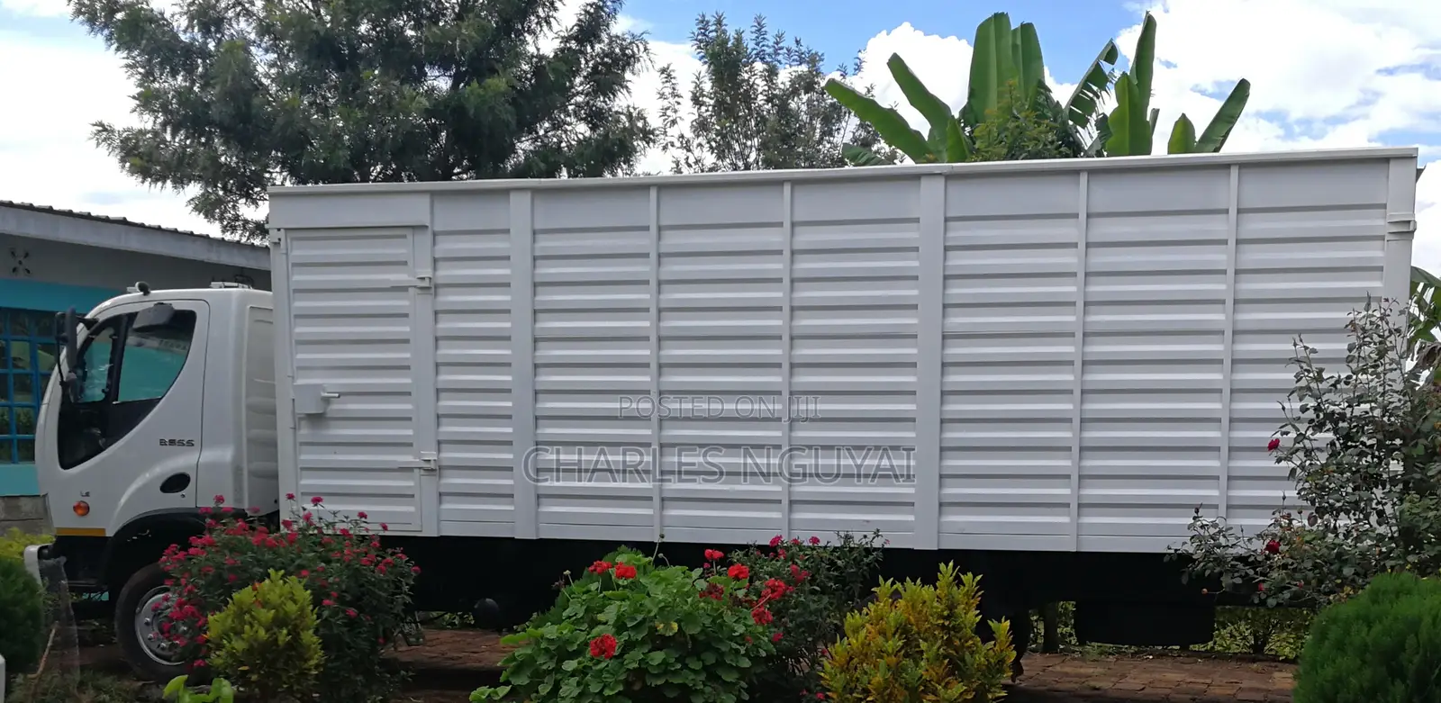 Ashok Leyland 2018 White