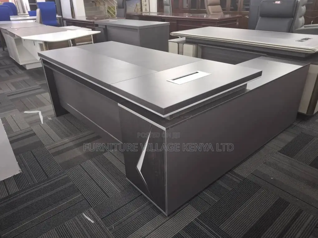 Office Desk: 180cm Managerial Table Come With Side Cupboard