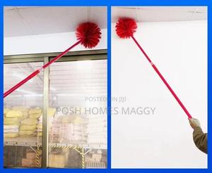 Extendable Cobweb Broom - thumbnail 2