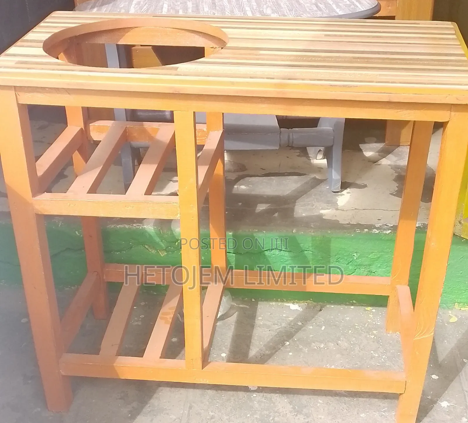 Kitchen Gas Tables Available