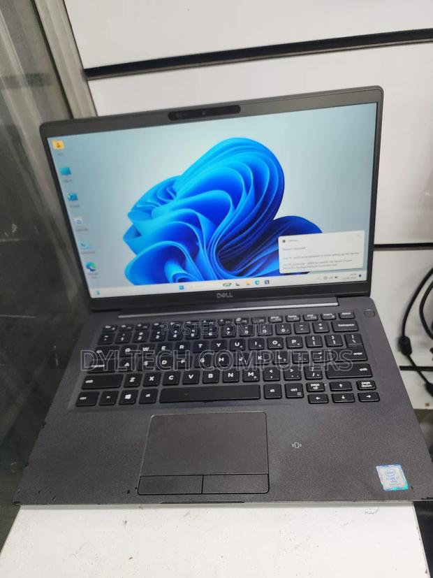 Laptop Dell Latitude 7410 16GB Intel Core i7 SSD 256GB