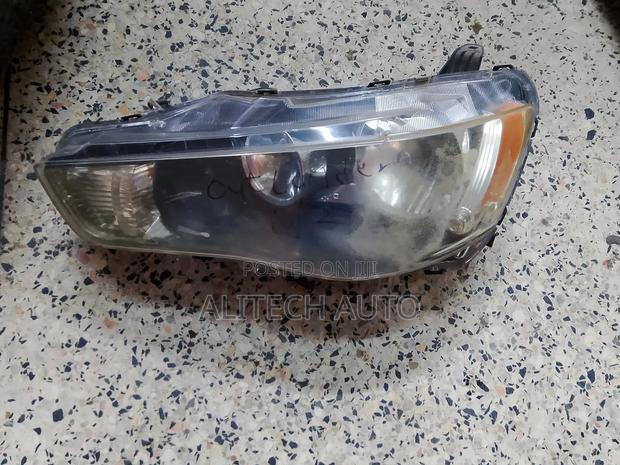 Headlight Outlander 2010 Xenon