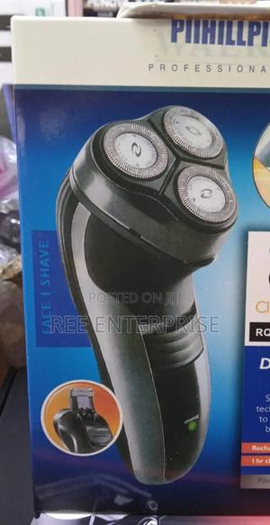 Phillips Smoother Brand New - thumbnail 2