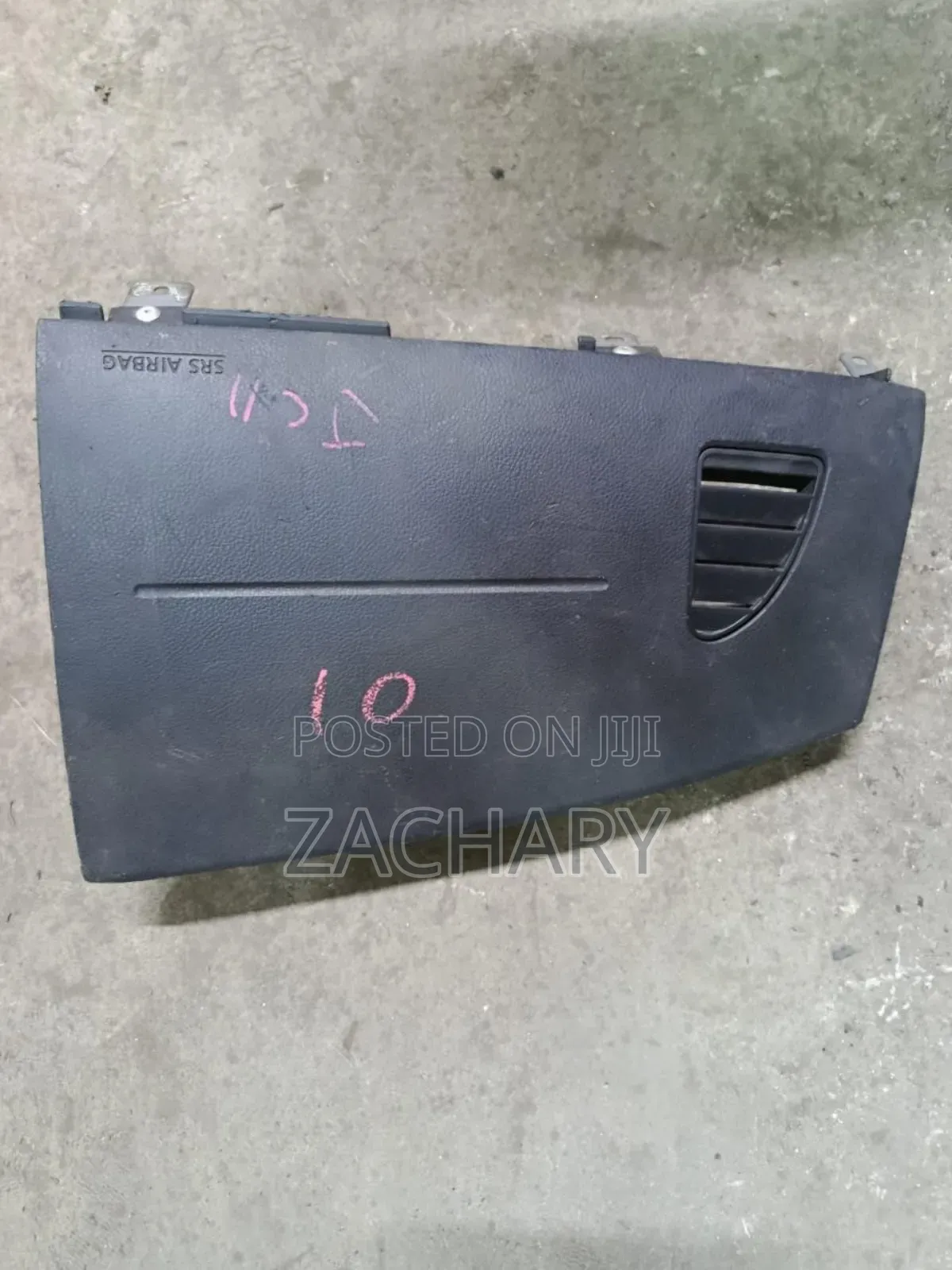 Nissan Tiida Dashboard Airbag