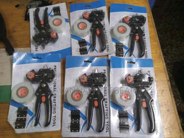Garden Dual-Purpose Grafting Cutter Seedling Grafting Device