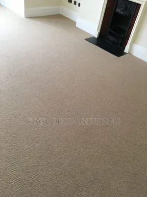 Minimalist Chic Flatweave Carpet