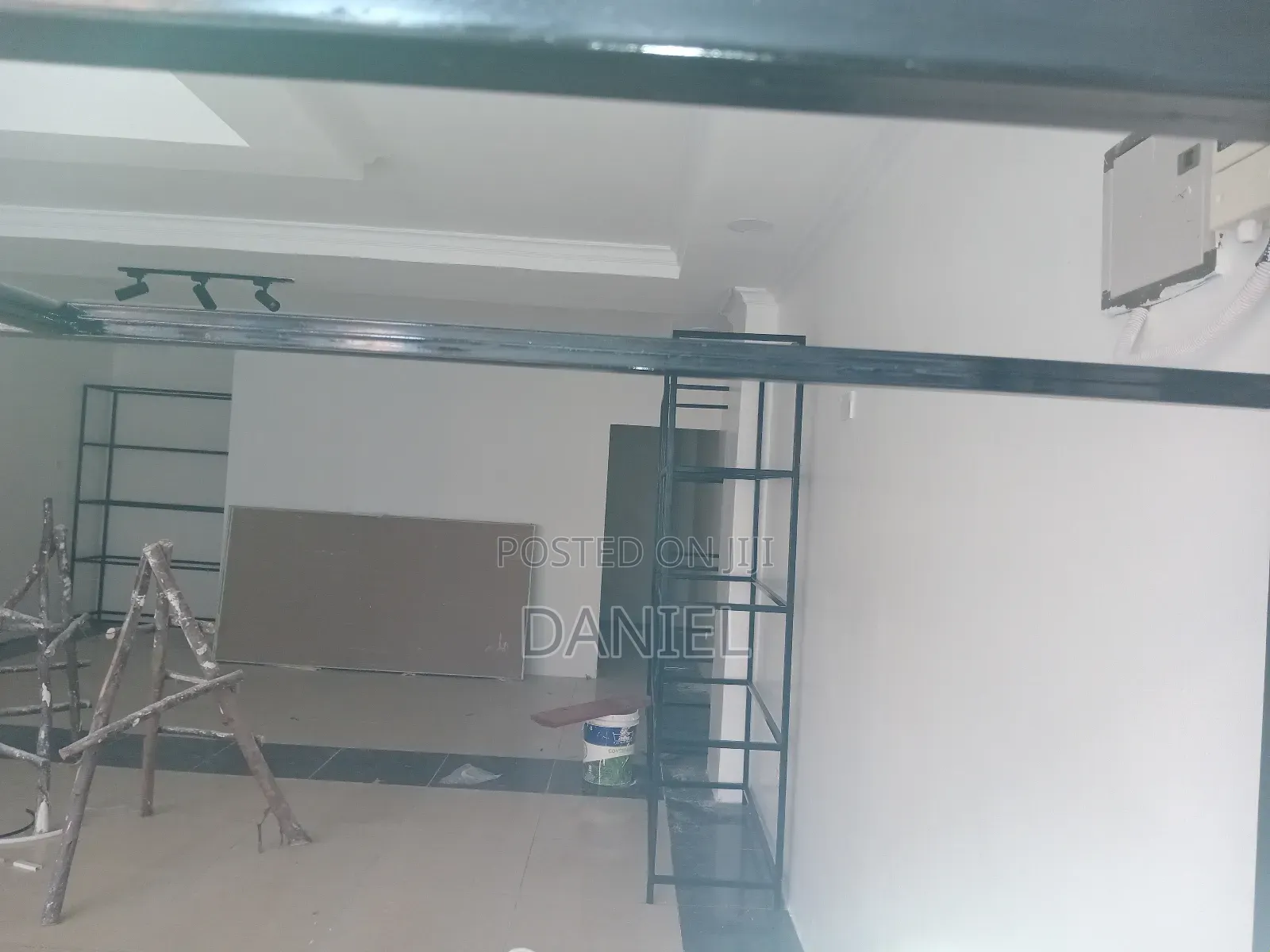 Space for Shop to Let in Westlands
