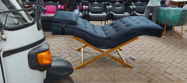 Lashbed/Make Up Bed - main view