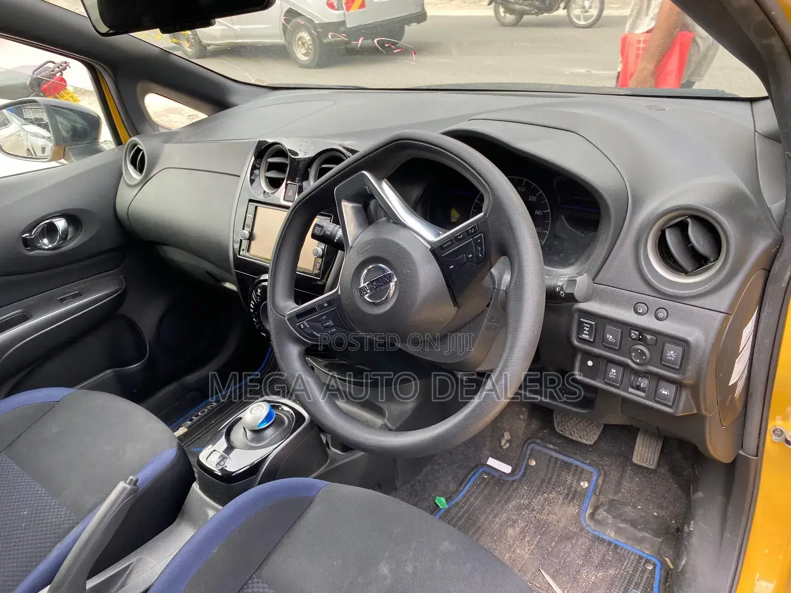 Nissan Note 2018 Yellow