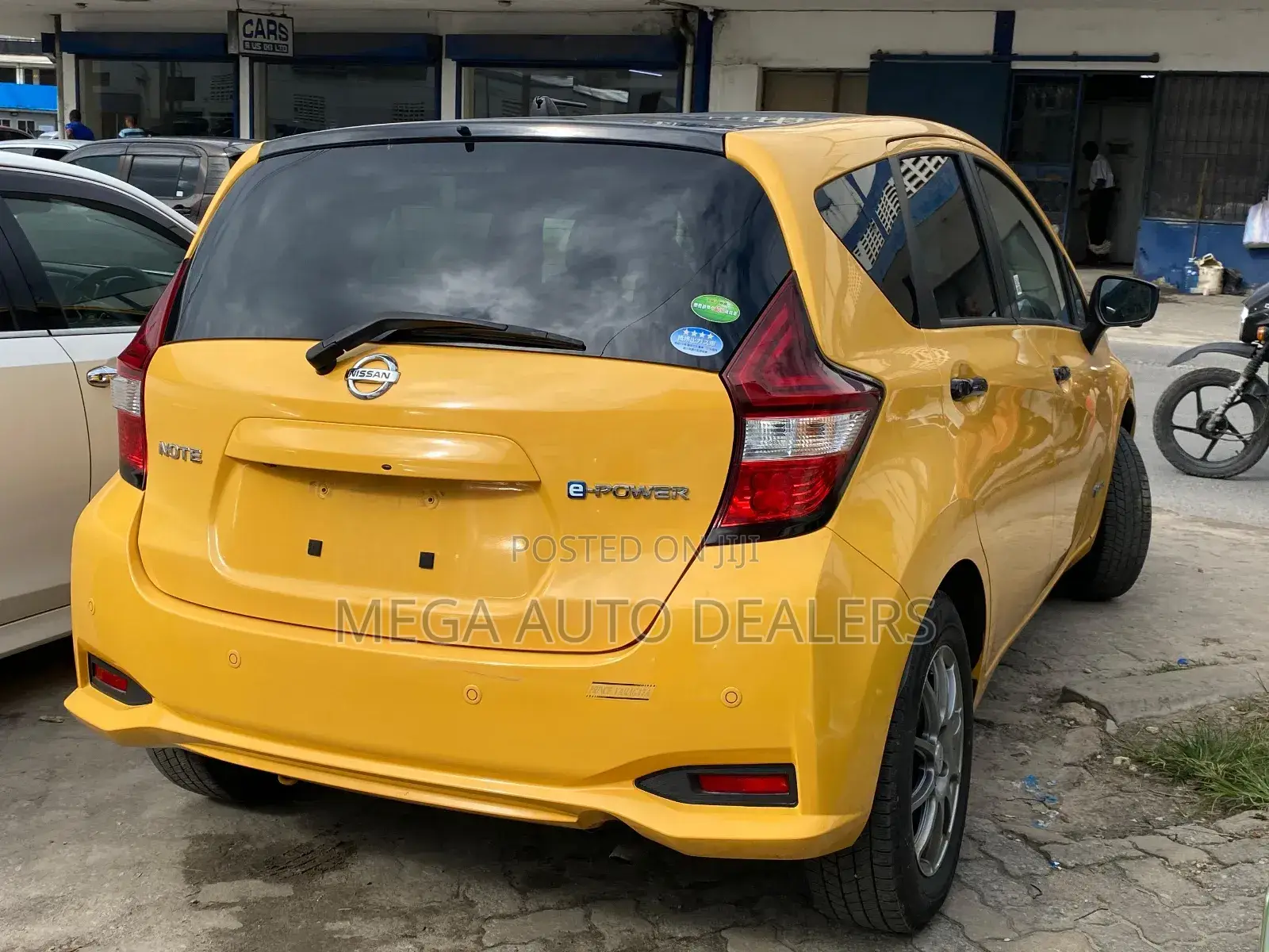 Nissan Note 2018 Yellow