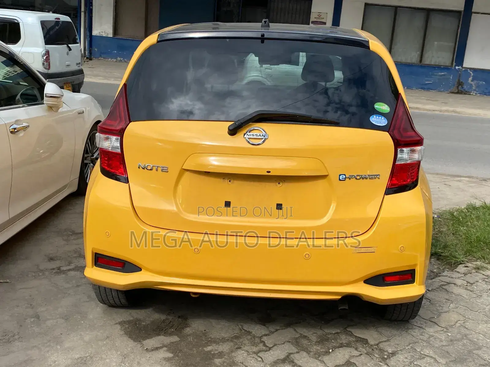 Nissan Note 2018 Yellow